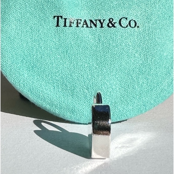 AUTH RARE vintage Tiffany & Co. “BE MINE” heart padlock charm/pendant💙 - Picture 10 of 16